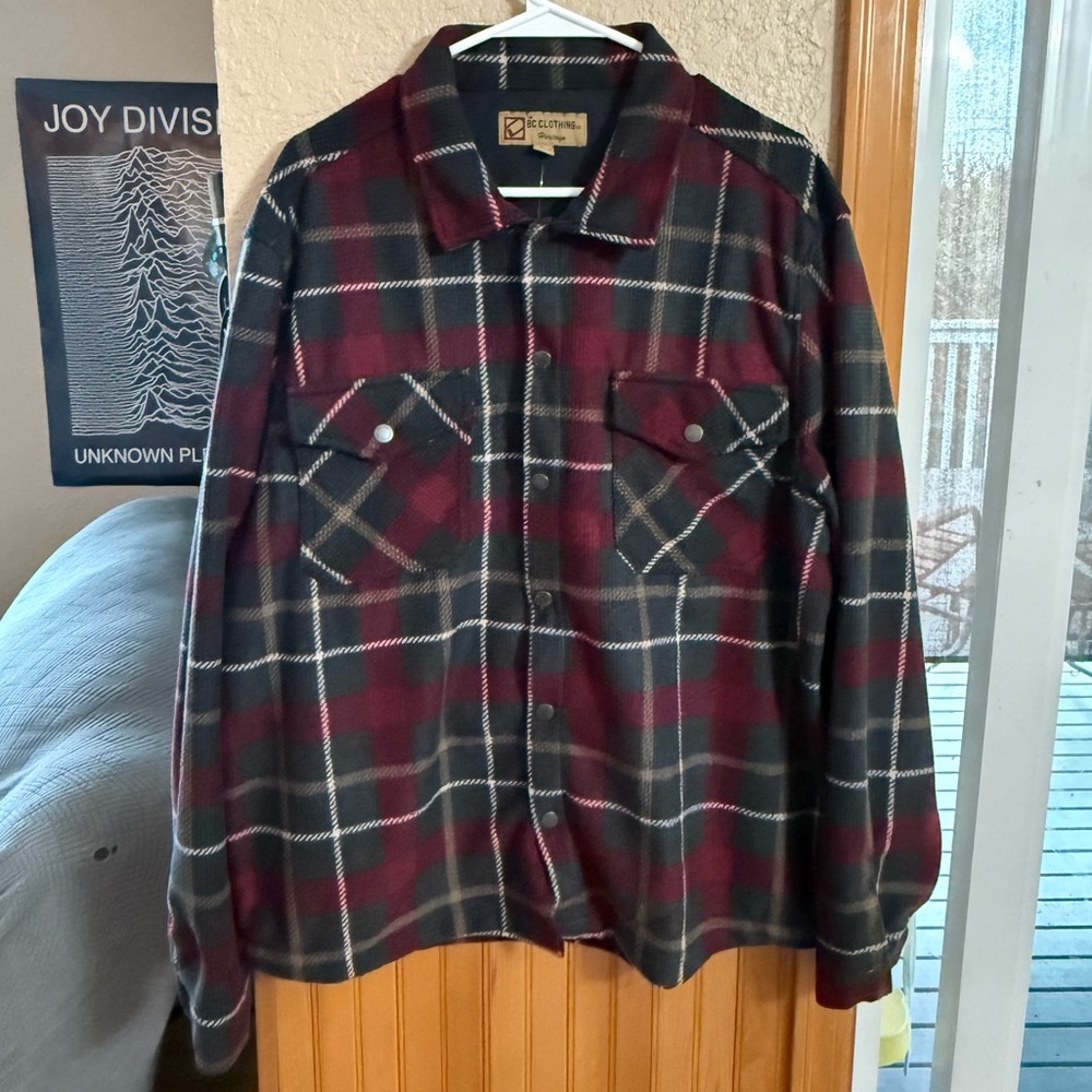 NWOT Outdoor Life Men's Plaid Casual Button Down Shirt - Red and Black